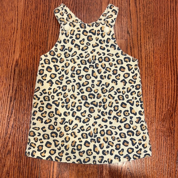 Boutique Mudpie corduroy leopard print overall dress - size 2T-3T - Picture 2 of 6